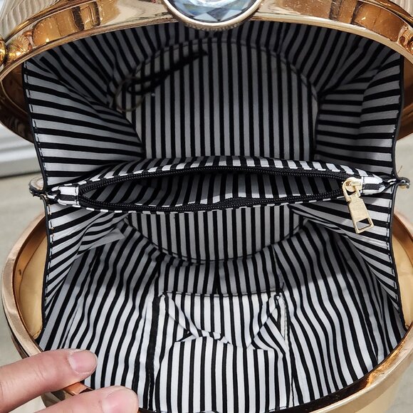 Women's handbag - Picture 3 of 3